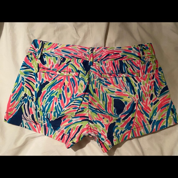 Lily Pulitzer Walsh Short - Picture 2 of 3